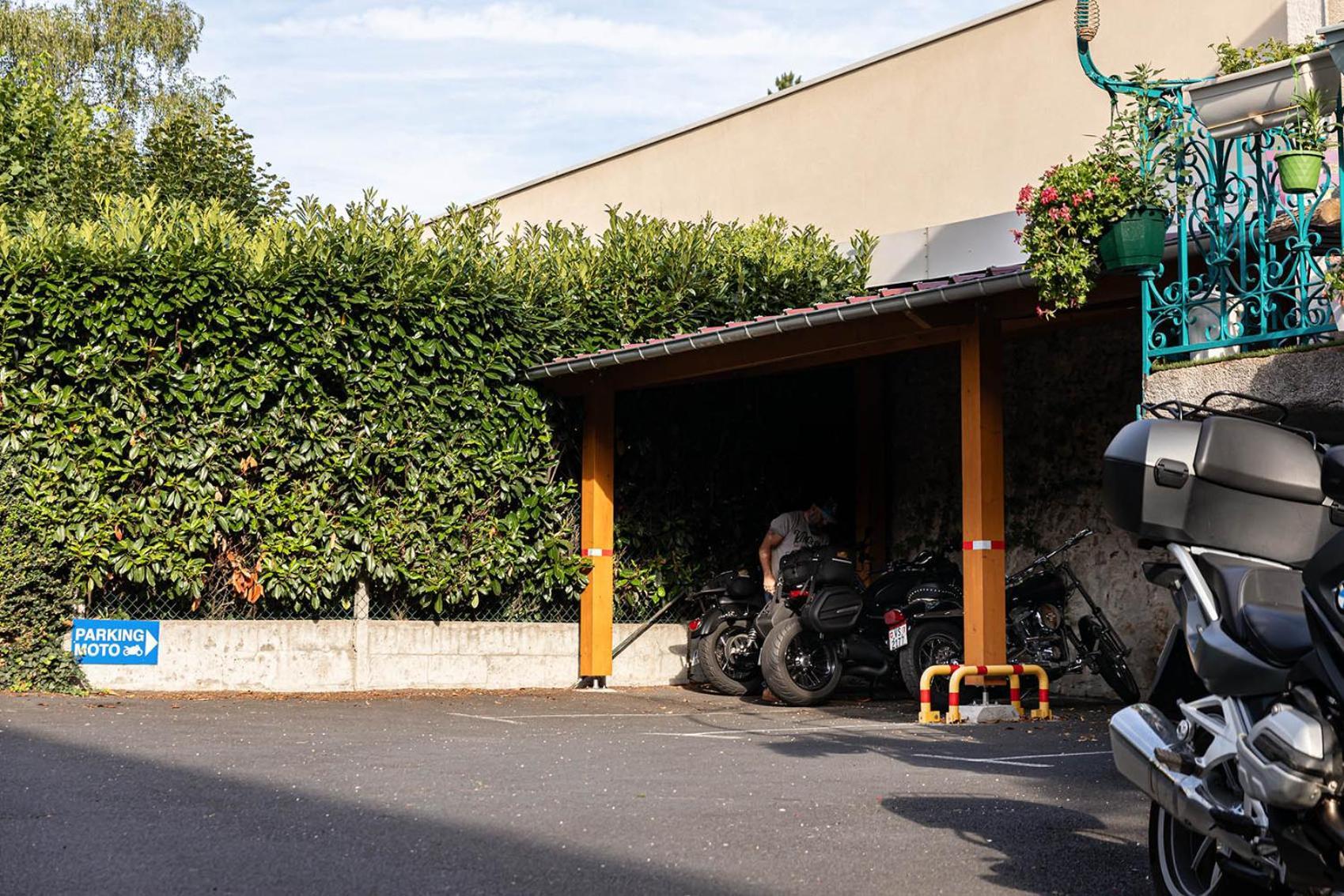 Deltour Hotel Le Puy En Velay Brives-Charensac Exterior photo